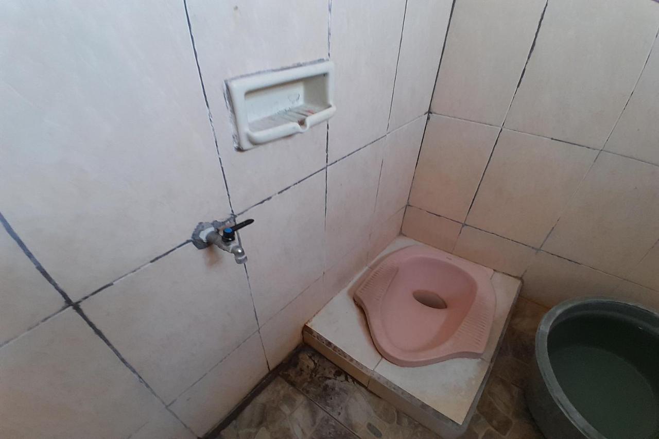 Spot On 93410 Wisma Bintang Jepara Ngoại thất bức ảnh