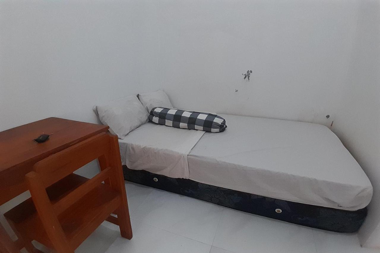 Spot On 93410 Wisma Bintang Jepara Ngoại thất bức ảnh
