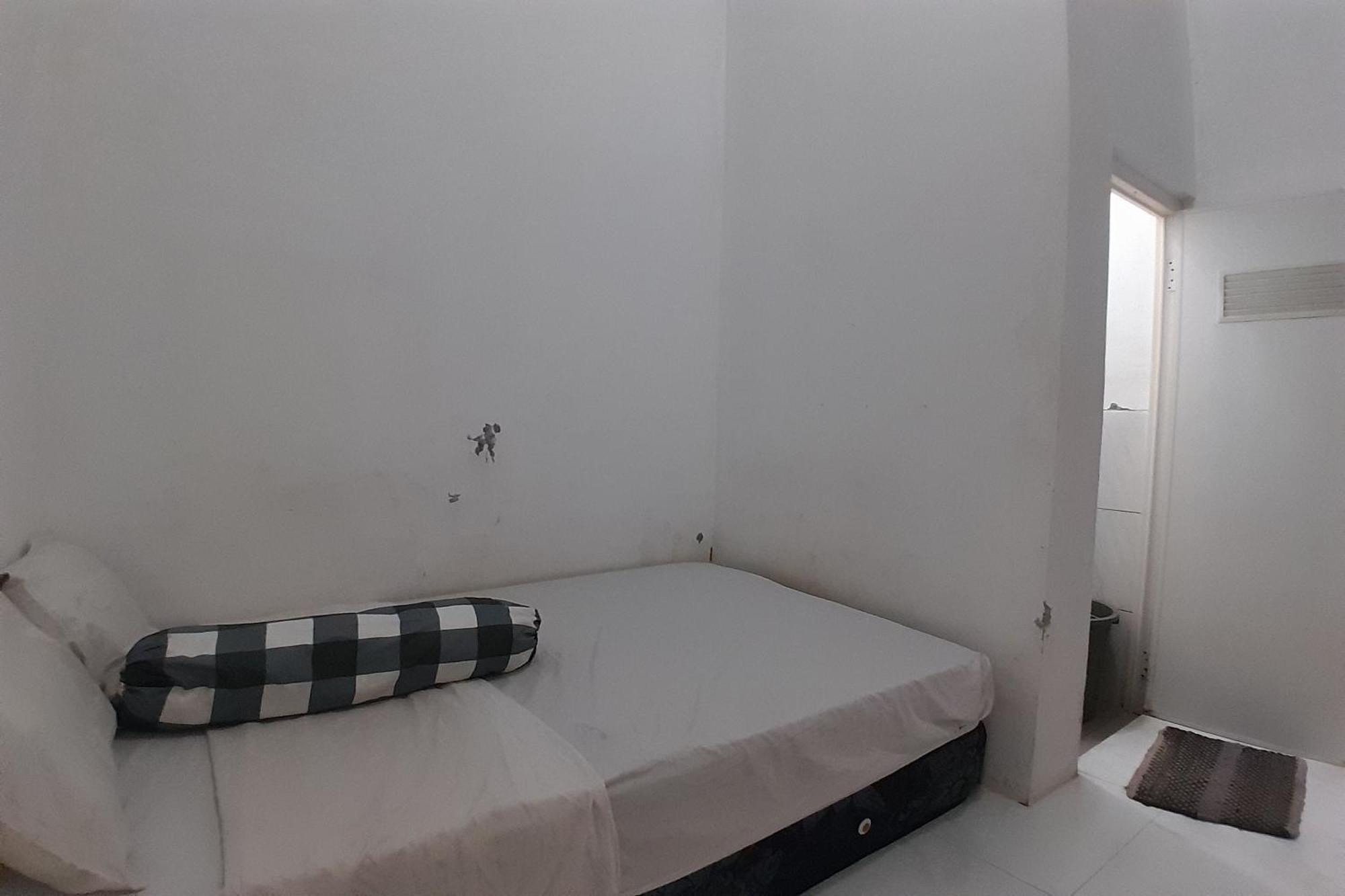 Spot On 93410 Wisma Bintang Jepara Ngoại thất bức ảnh